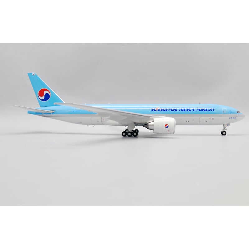 お取り寄せ商品】1/200 777F 大韓航空 HL8077 貨物ドア開閉選択式