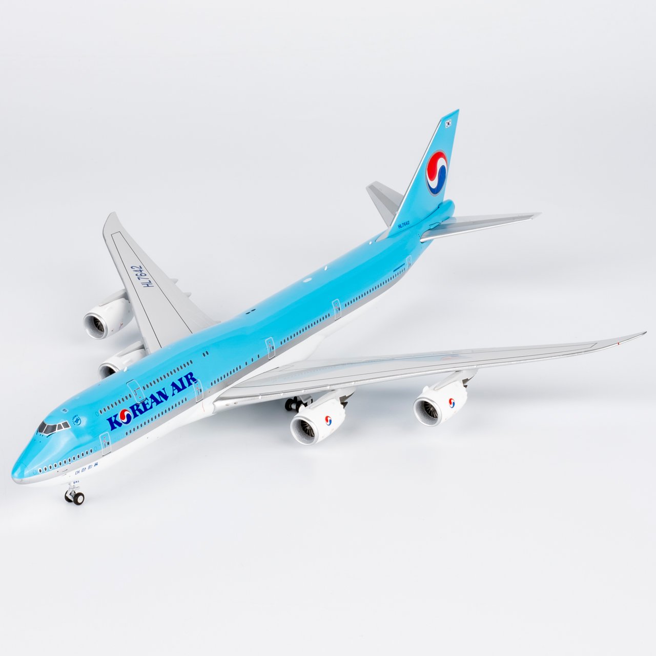 お取り寄せ商品】1/400 747-8 大韓航空 HL7642 | ひこーきちゃん模型専門店