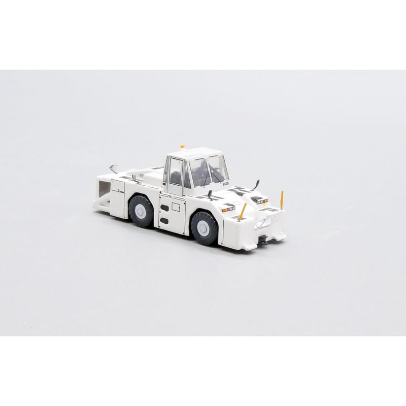 1/200 トーイングトラクターWT500E | ひこーきちゃん