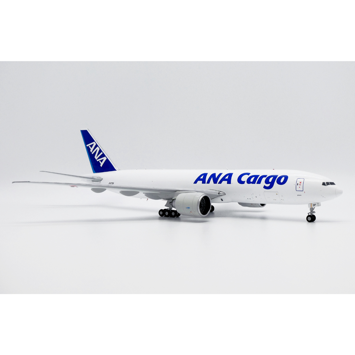 非売品・新商品情報】1/200 777-200LRF ANA Cargo JA77