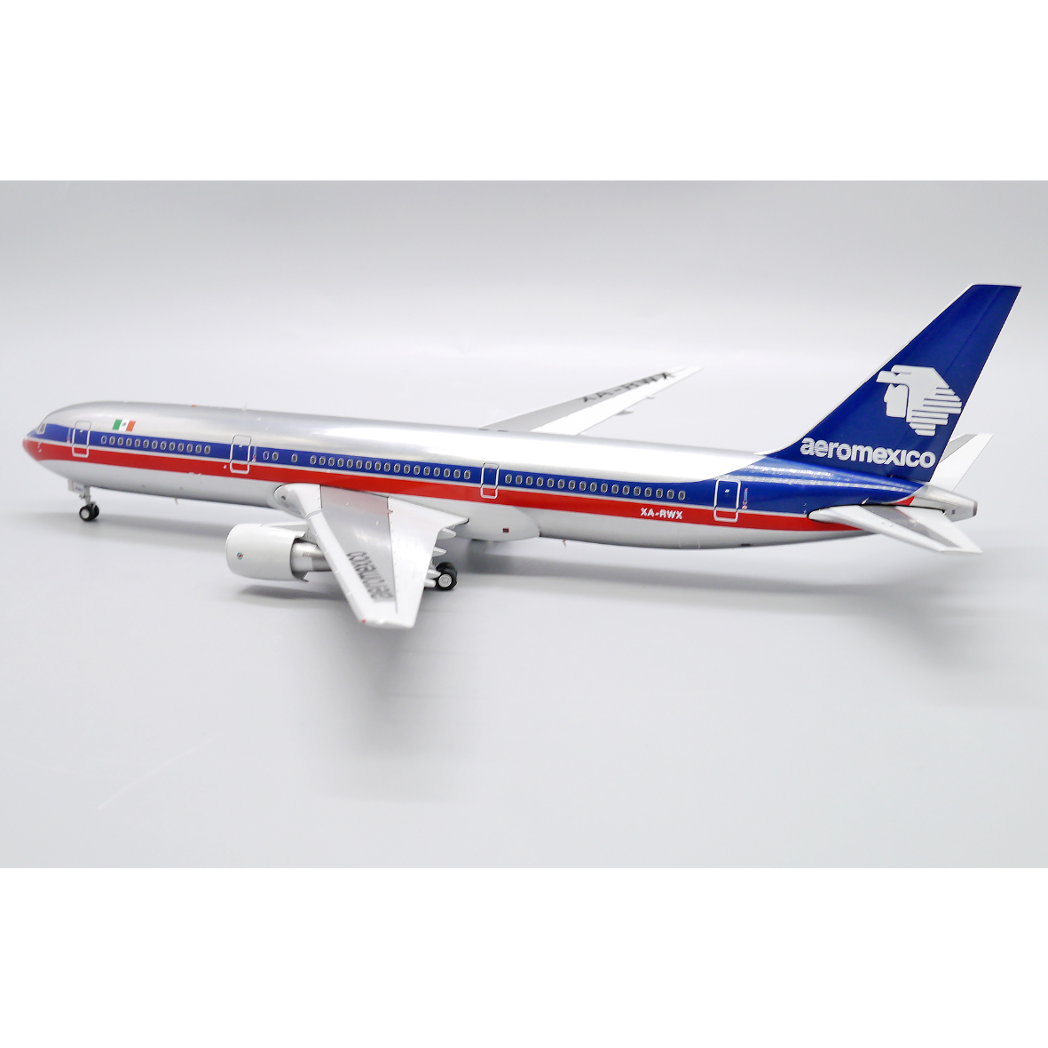 お取り寄せ商品】1/200 767-300ER アエロメヒコ航空 XA-RWX