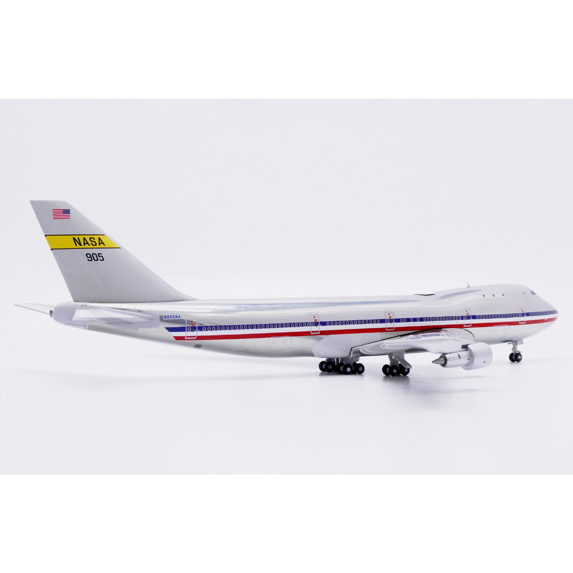 お取り寄せ商品】1/400 747-100 アメリカ航空宇宙局「Yellow Strip