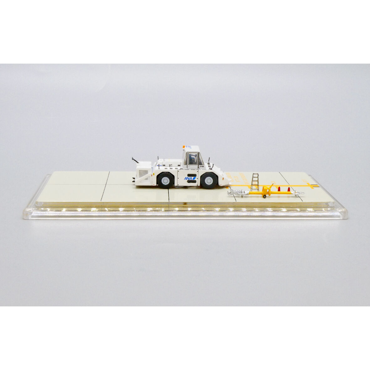 非売品・新商品情報】1/200 トーイングカー ANAカラー | ひこーきちゃん