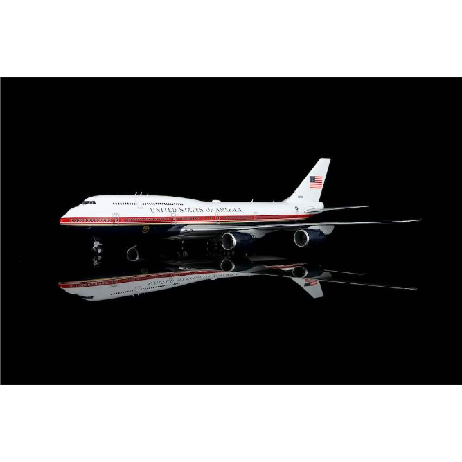 1/200 VC-25B (747-8) アメリカ空軍「新エアフォース・ワン」 30000