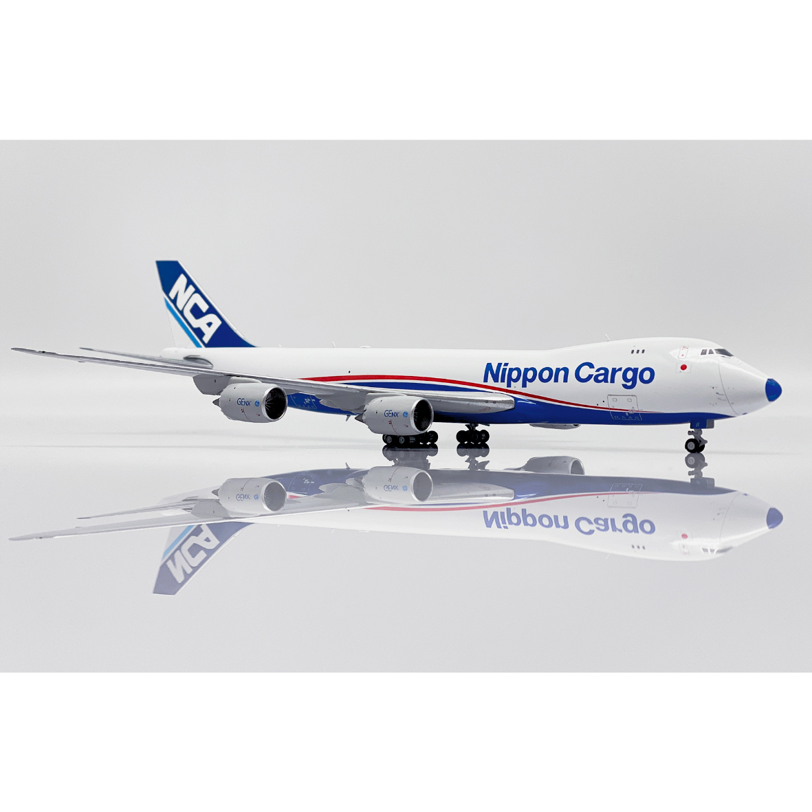 非売品・新商品情報】1/400 747-8F 日本貨物航空「ブルーノーズ