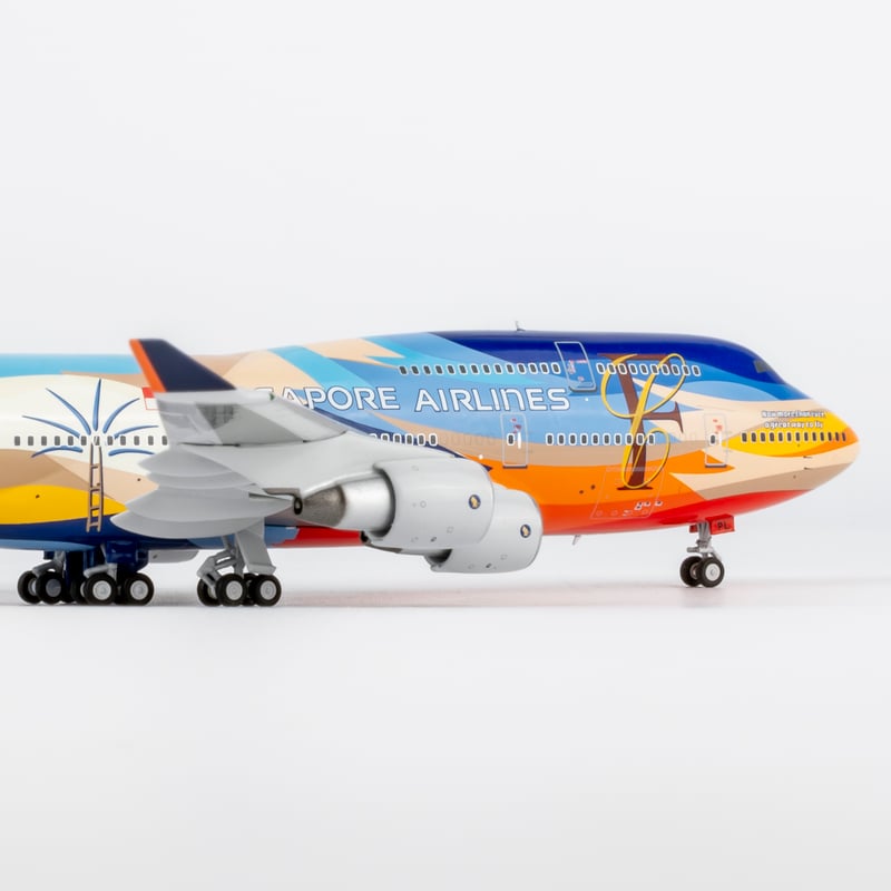 お取り寄せ商品】1/400 747-400 シンガポール航空「Tropical特別塗装機