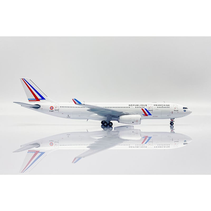 お取り寄せ商品】1/400 A330-200 フランス空軍 F-UJCT | ひこーきちゃん