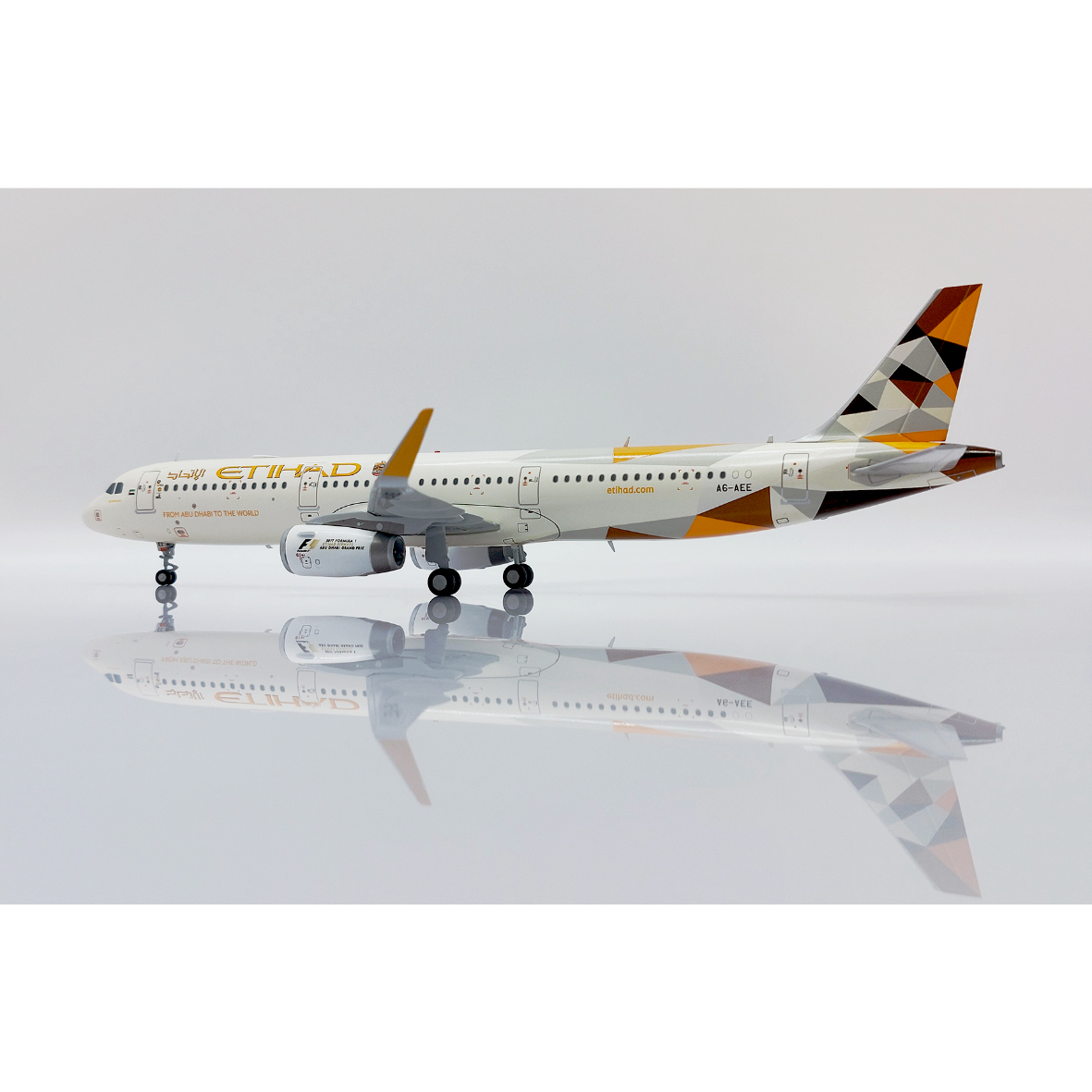 お取り寄せ商品】1/200 A321 エティハド航空 A6-AEE | ひこーきちゃん