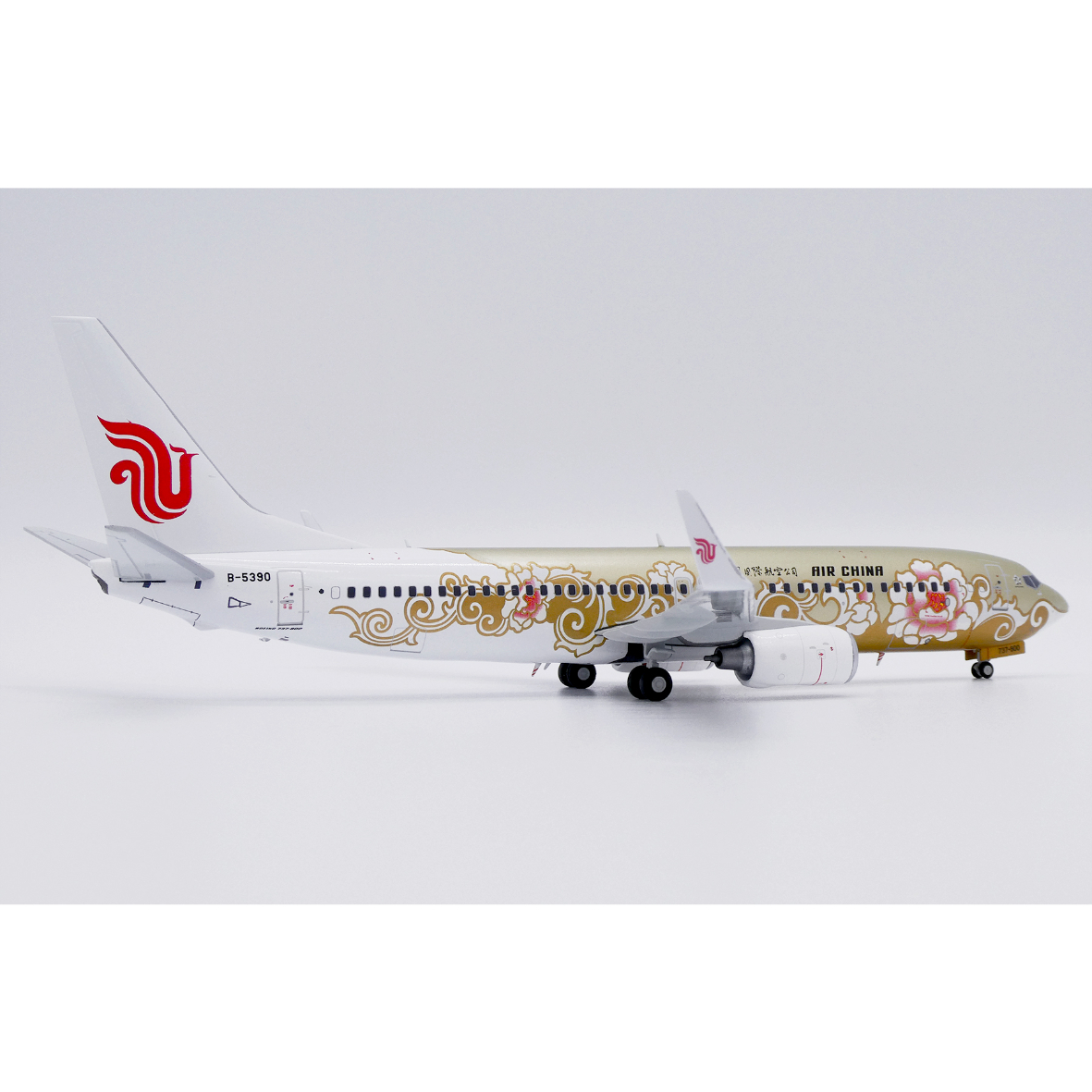 お取り寄せ商品】1/200 737-800 中国国際航空「金牡丹特別塗装機」