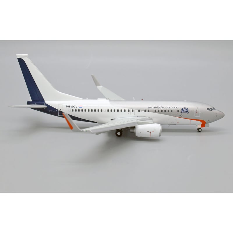 お取り寄せ商品】1/200 737-700(BBJ) オランダ政府専用機 PH-GOV