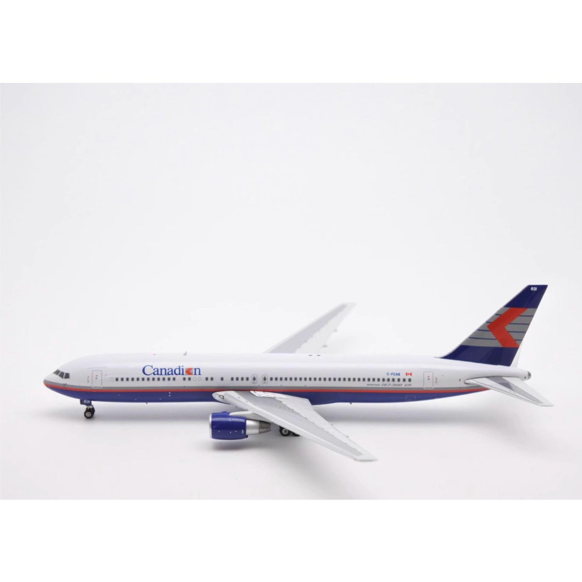 1/400 767-300ER カナディアン航空 C-FCAB | ひこーきちゃん模型専門店