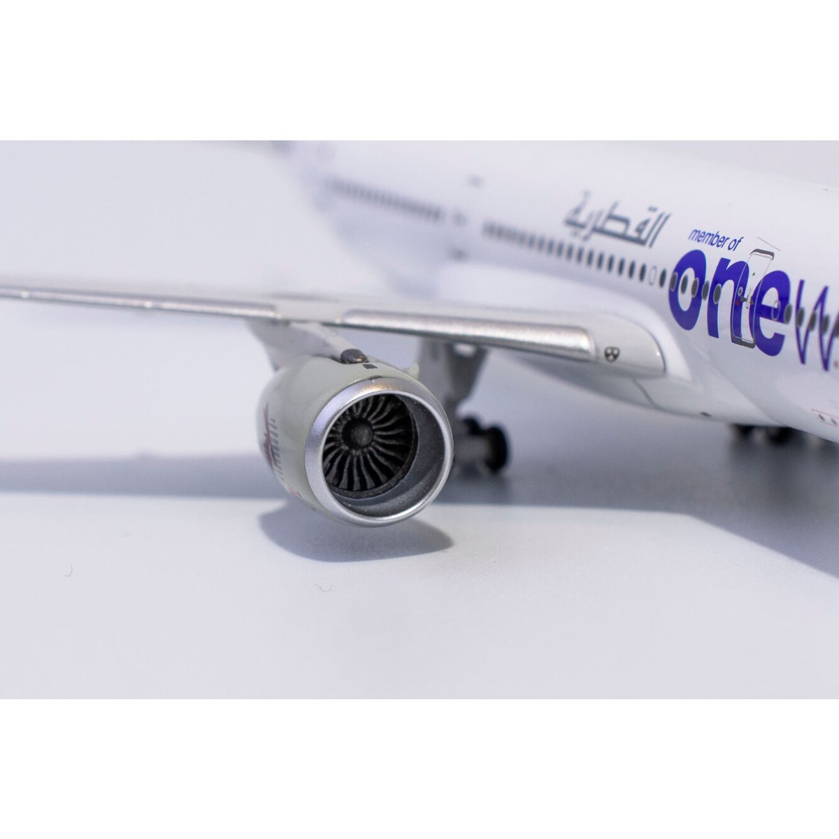 1/400 A350-900 カタール航空 A7-ALZ <One World> | ひこーきちゃん