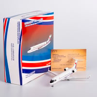 【お取り寄せ商品】1/200  CRJ-200LR  中国人民解放軍空軍「new tail」  B-4005