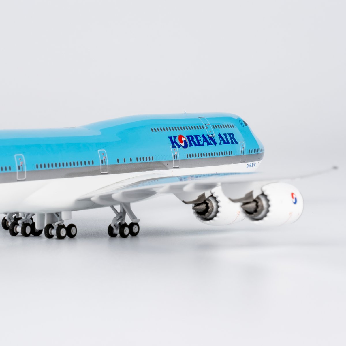 お取り寄せ商品】1/400 747-8 大韓航空 HL7636 | ひこーきちゃん