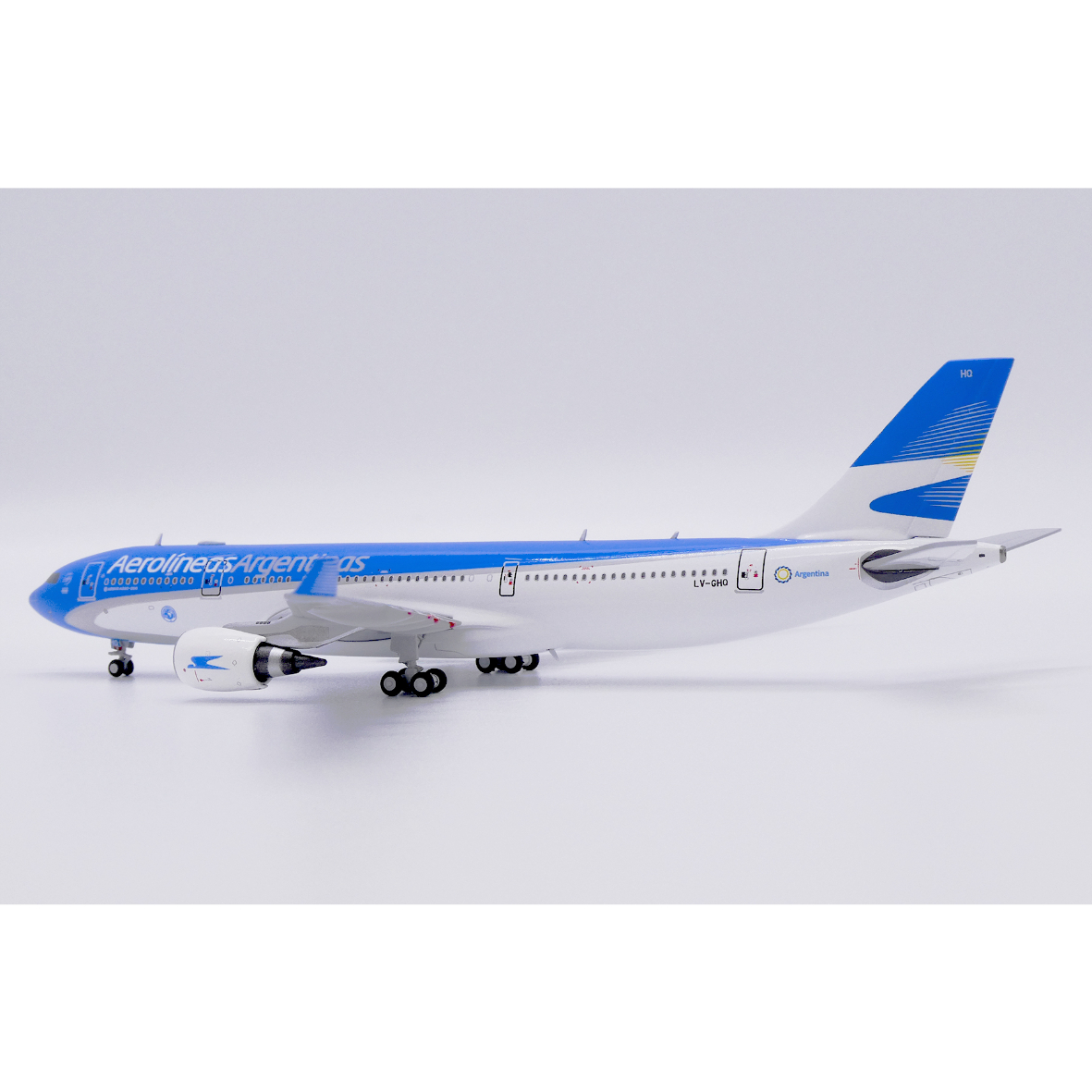 アルゼンチン航空 A330-200 せこい herpa 1/500