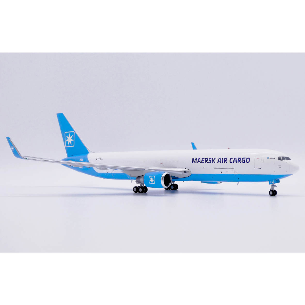 お取り寄せ商品】1/200 767-300(ER)(BDSF) マースク航空 OY- お取り寄せ商品】1/200 767-300(ER)(BDSF) マースク航空 OY-