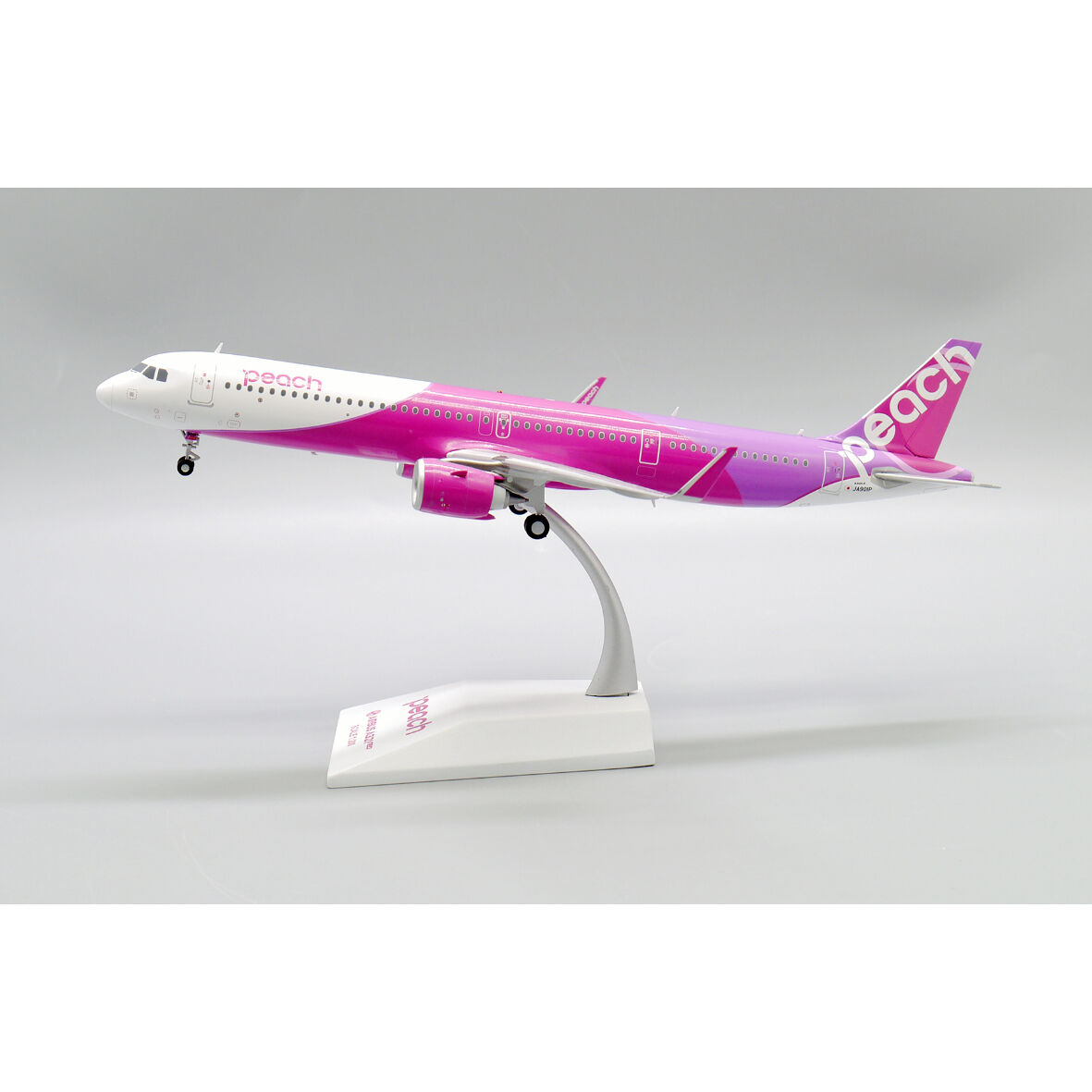 非売品・新商品情報】1/200 A321NEO ピーチPeach Aviation J