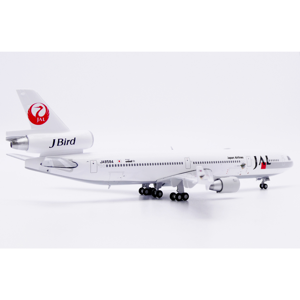 非売品・新商品情報】1/400 MD-11 JAL「J-Bird」 JA8584 |