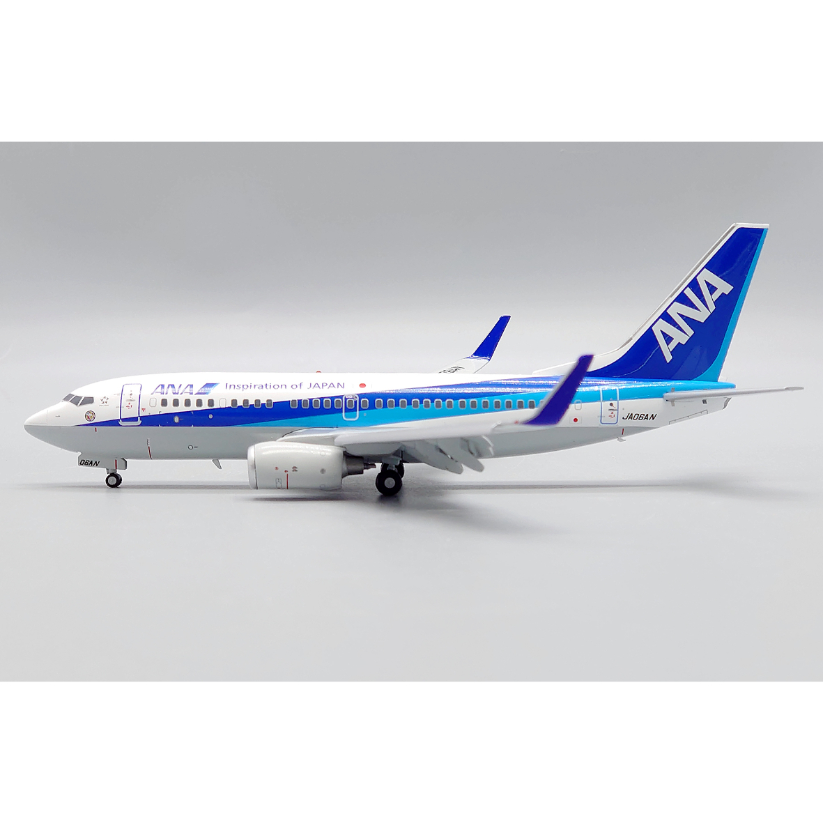 非売品・新商品情報】1/200 737-700 ANA JA06AN | ひこーきちゃ