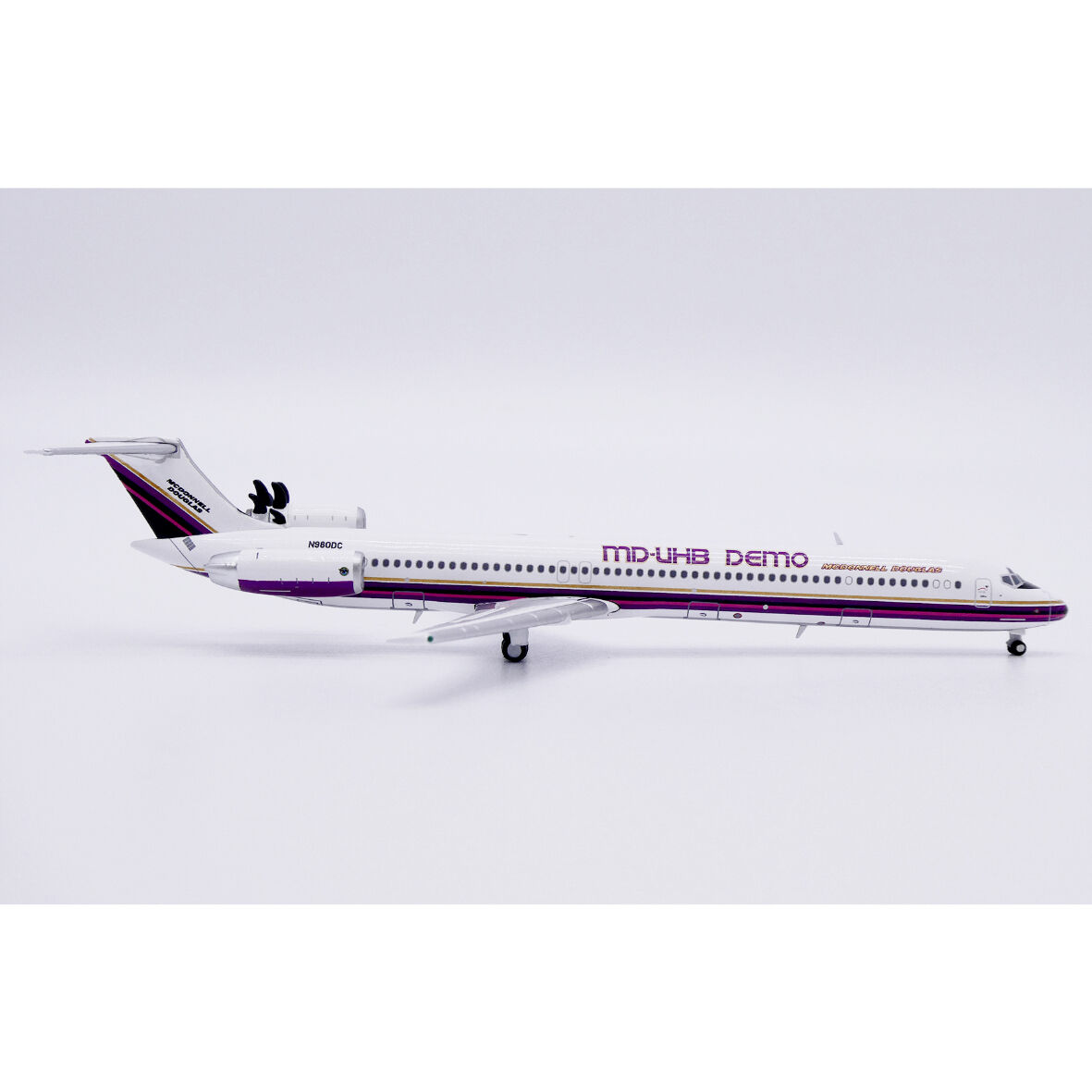 JC Wings 1/400 MD-81 マクドネル・ダグラス社 「ハウスカラーFantasy