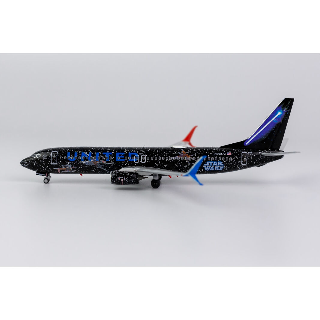 ユナイテッド航空 スター・ウォーズ　 B737-800 1/200 ユナイテッド航空、スター・ウォーズの特別塗装機の運航を開始