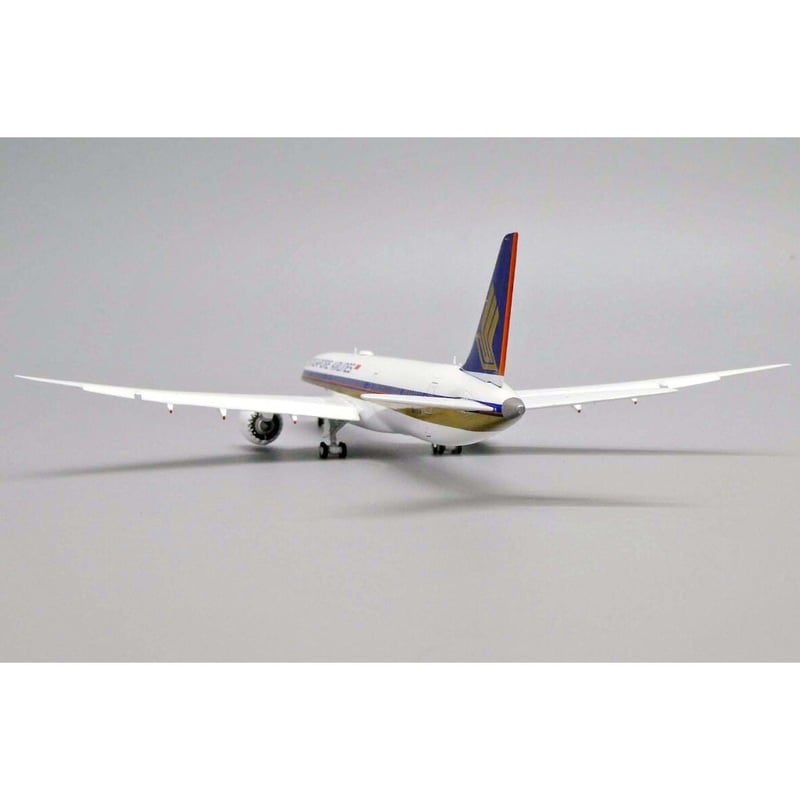予約商品】1/400 787-10 シンガポール航空 9V-SCM