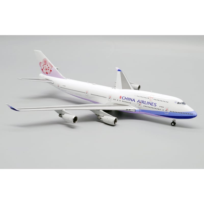 チャイナエアライン 747-400 B-18210 1/200 チャイナエアライン 747-400 B-18210 1/200 - メルカリ