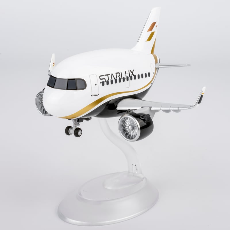 お取り寄せ商品】（たまごひこうき・Snap-Fit Cute）A321neo スター