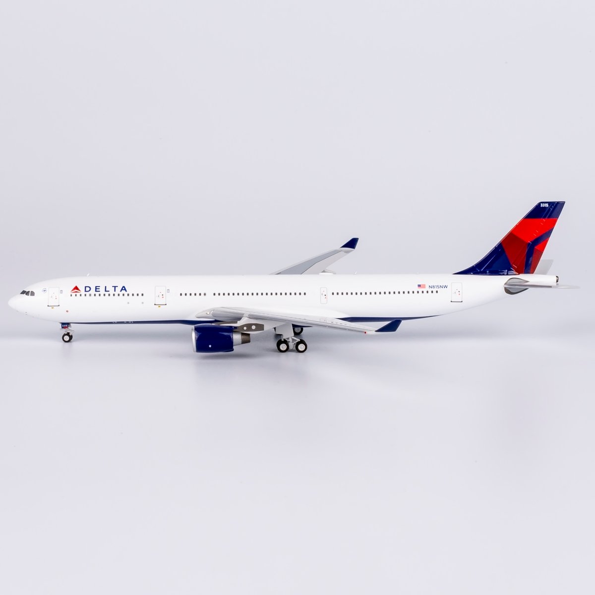 お取り寄せ商品】1/400 A330-300 デルタ航空 N815NW | ひこー お取り寄せ商品】1/400 A330-300 デルタ航空 N815NW | ひこー