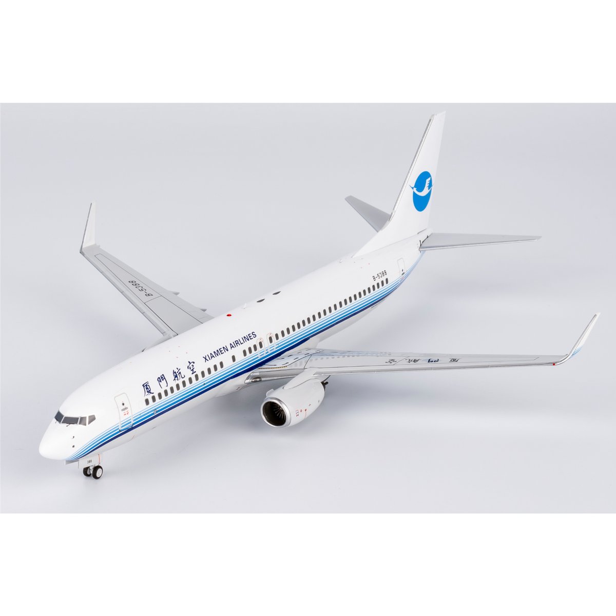 厦門航空 B737 MAX エンジン タグ ディスプレイ 白 六角形 座位布局图