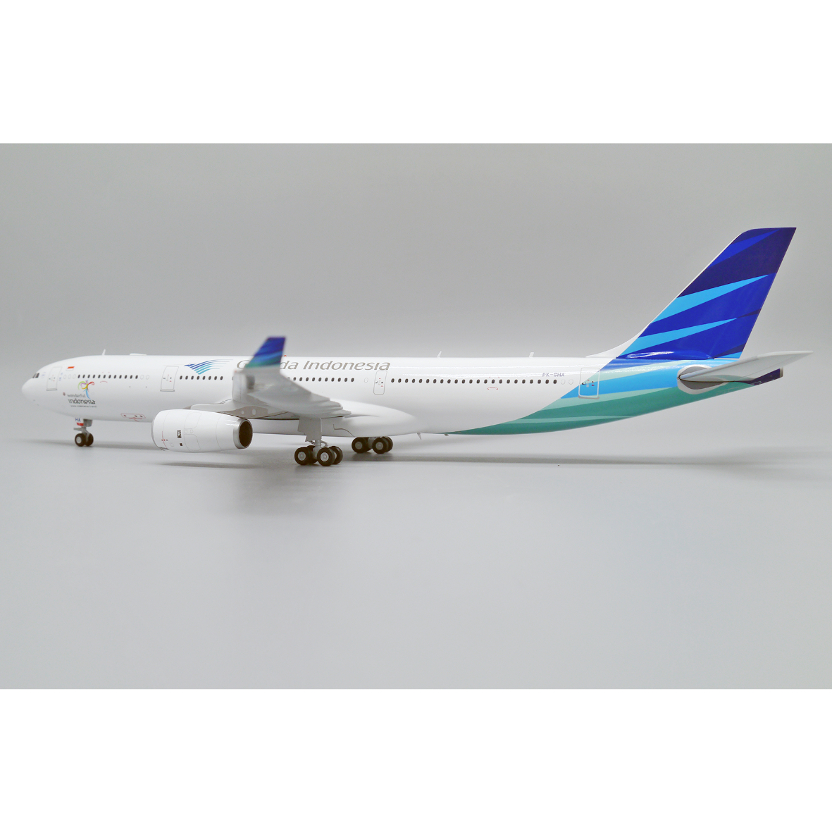 ガルーダ・インドネシア航空 A330-300 PK-GHA 1/200 お取り寄せ商品】1/200 A330-300 ガルーダ・インドネシア航空 PK-GHA
