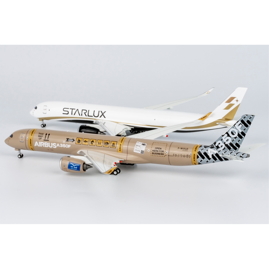 1/400 A350F エアバス社 F-WXLD | ひこーきちゃん 1/400 A350F エアバス社 F-WXLD | ひこーきちゃん
