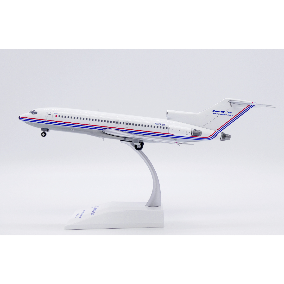 お取り寄せ商品】1/200 727-100 ボーイング社ハウスカラー「Flight Test