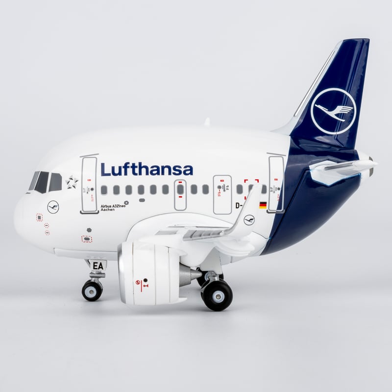 お取り寄せ商品】（たまごひこうき・Snap-Fit Cute）A321neo ルフトハ