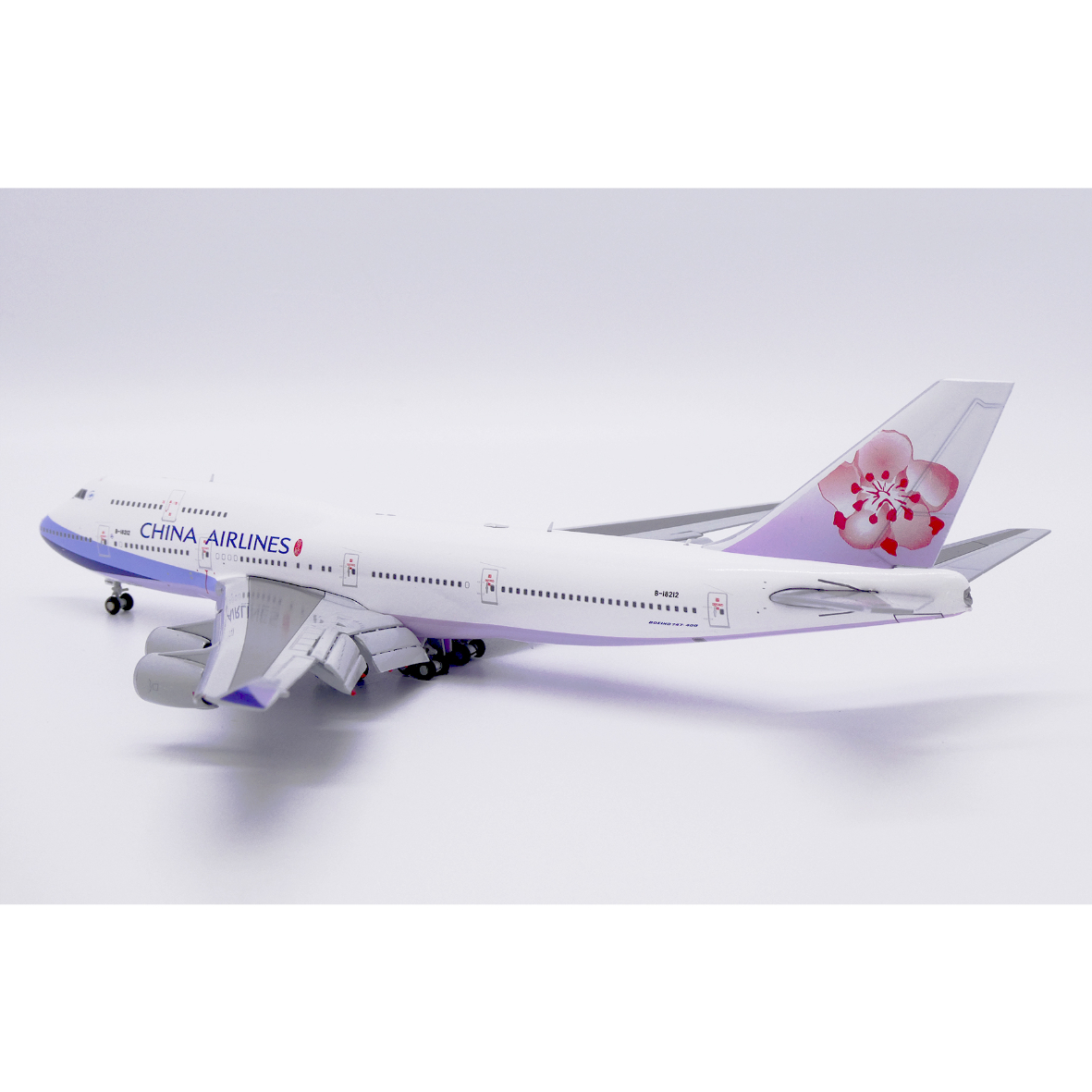 【新品】BOEING チャイナエアライン 747-400 1/200 スケール original