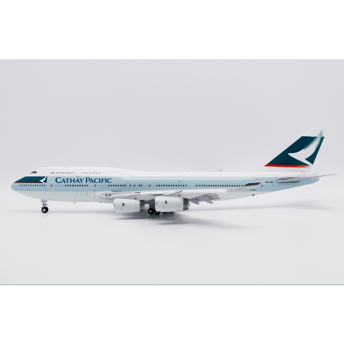 キャセイパシフィック B747-400 VR-HUH 旧塗装 1/400 HX 1/200 747-400 キャセイパシフィック航空 VR-HOV Flaps Down