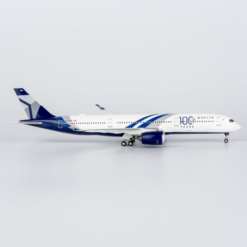 DELTAデルタ航空 飛行機 模型 A350-900 1/200 未使用品 Amazon | SKY MARKS 1/200 A350 デルタ航空 完成品 | ミニカー