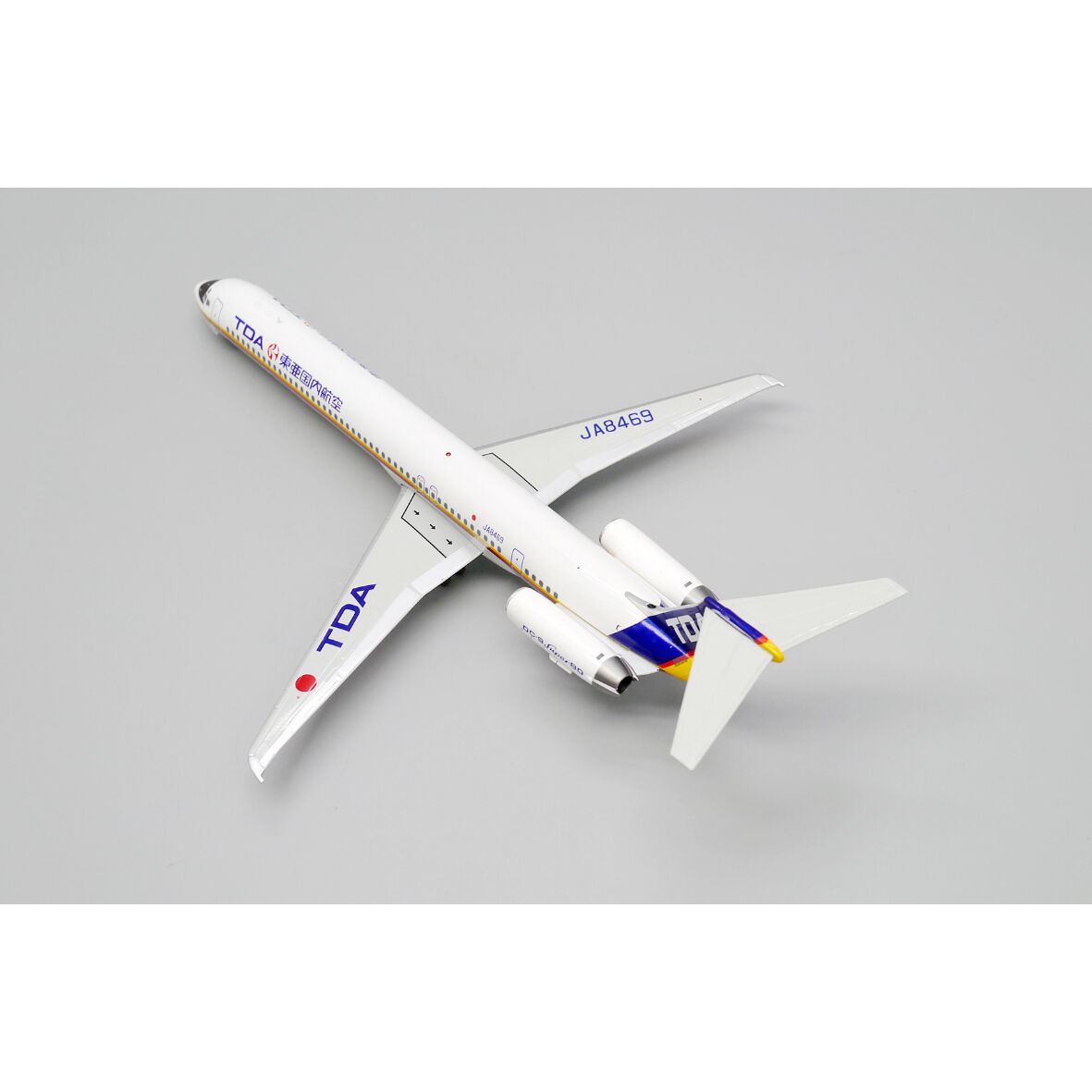 非売品・新商品情報】1/200 MD-81 東亜国内航空 JA8469 | ひこーきちゃん