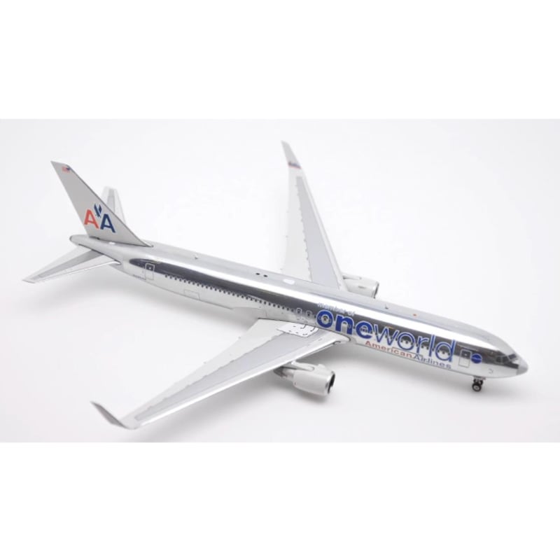アメリカン航空 767-300ER N395AN 1/200 Amazon.com: JC Wings for American Airlines Member of