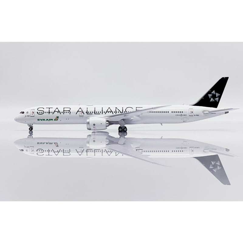 模型/プラモデルANA スターアライアンス塗装777 1/200 模型 - 模型 