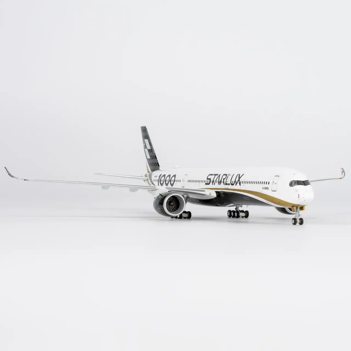 1/400 A350-1000 スターラックス航空 B-58551 | ひこーきちゃん