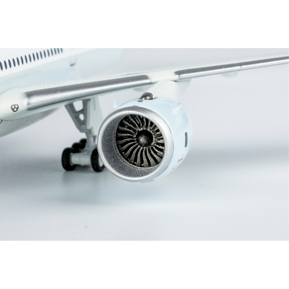 ULTIMATE COLLECTION)1/400 A350-1000 キャセイ