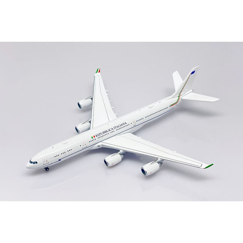 お取り寄せ商品】1/400 A340-500 イタリア空軍 I-TAL...