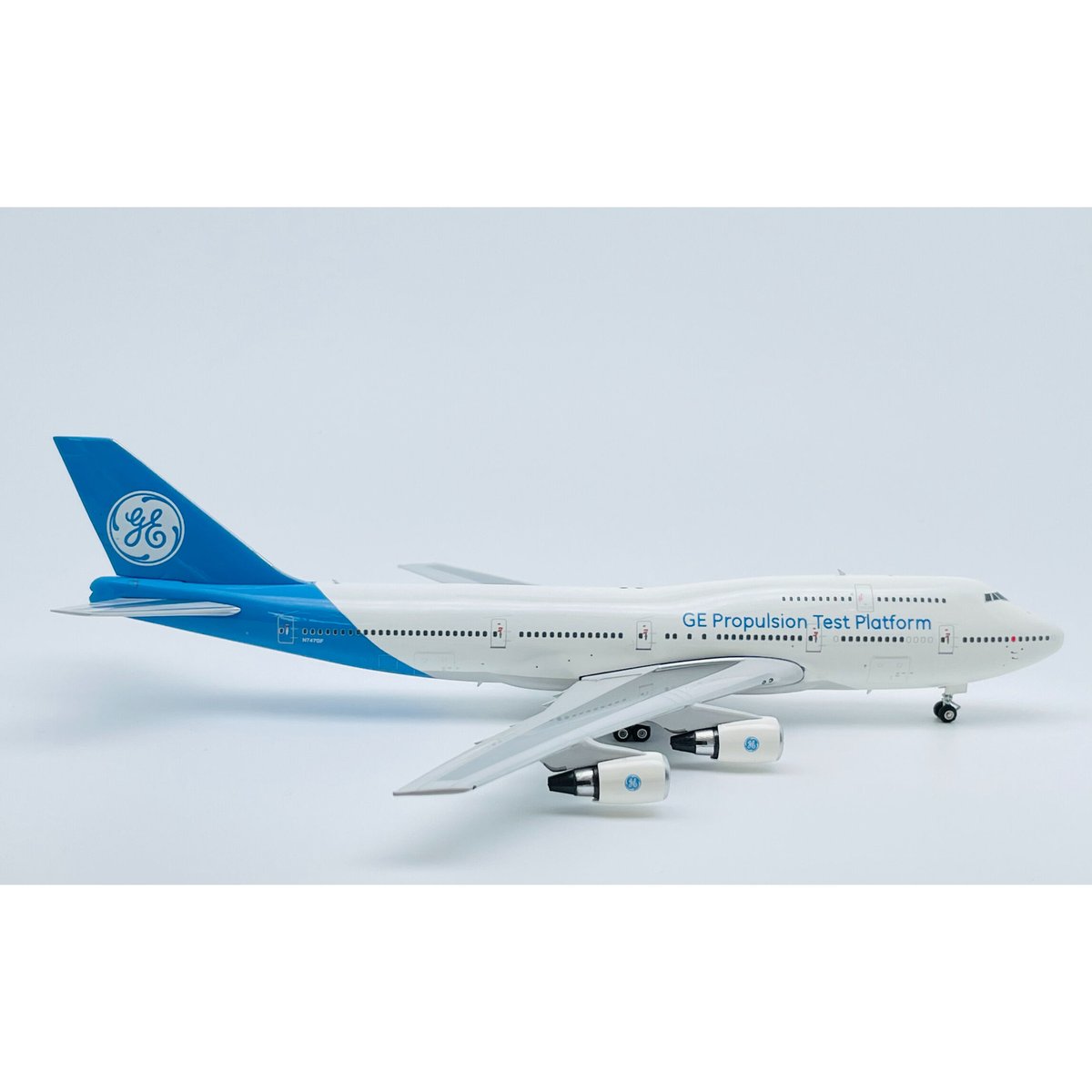 お取り寄せ商品】1/400 747-400 GEゼネラル・エレクトリック社 お取り寄せ商品】1/400 747-400 GEゼネラル・エレクトリック社
