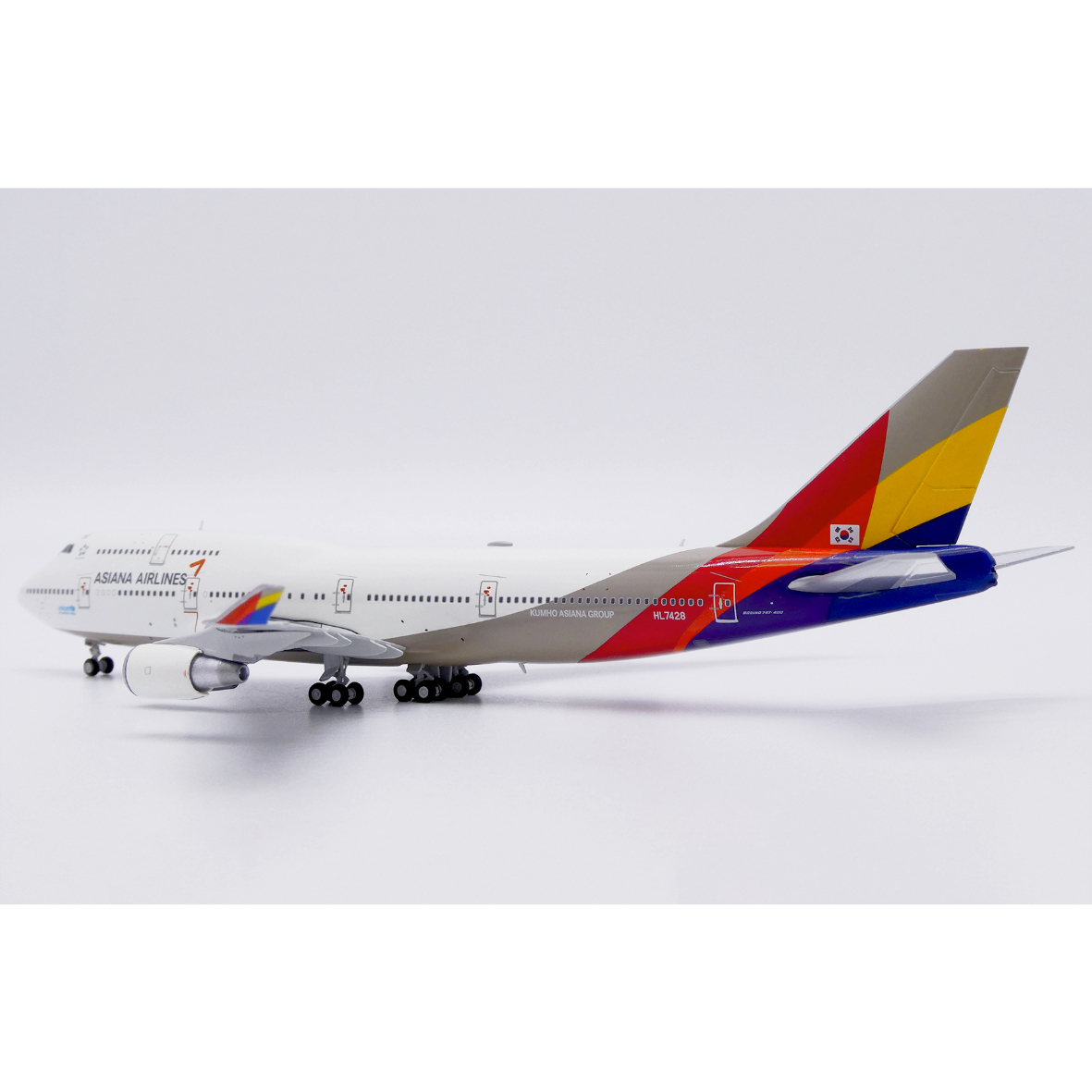 アシアナ航空 747-400 1/400 HL7428 FlapsDown original