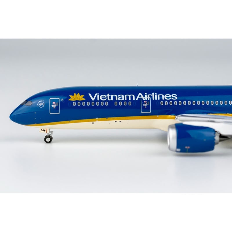 Vietnam Airlines Boeing 787-9 スケール1:200 Vietnam Airlines Boeing 787-9 スケール1:200 Vietnam Airlines