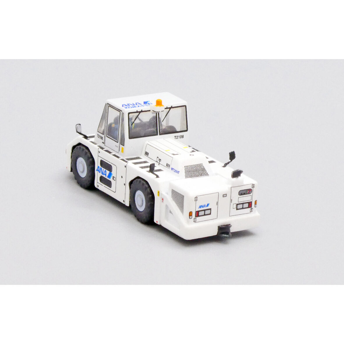 非売品・新商品情報】1/200 トーイングカー ANAカラー | ひこー