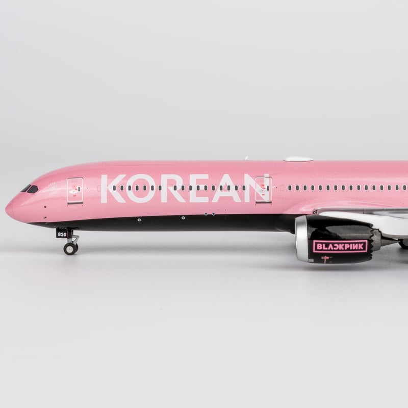 お取り寄せ商品】1/400 787-10 大韓航空「BlackPink」 HL881
