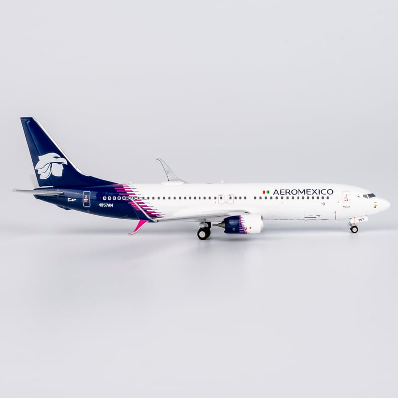 お取り寄せ商品】1/400 737-800/w アエロメヒコ航空「新塗装」 N957