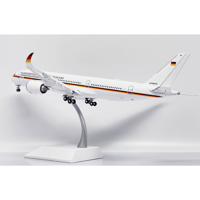 お取り寄せ商品】1/200 A350-900ACJ ドイツ空軍政府専用機 10+0